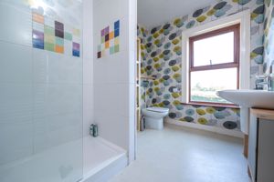 Bedroom 1 En-suite- click for photo gallery